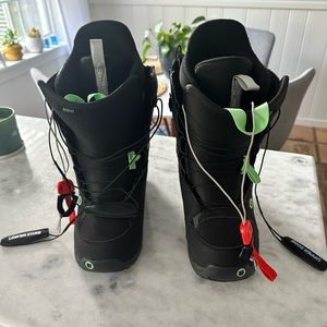 Women’s Burton snowboard boots. Used.